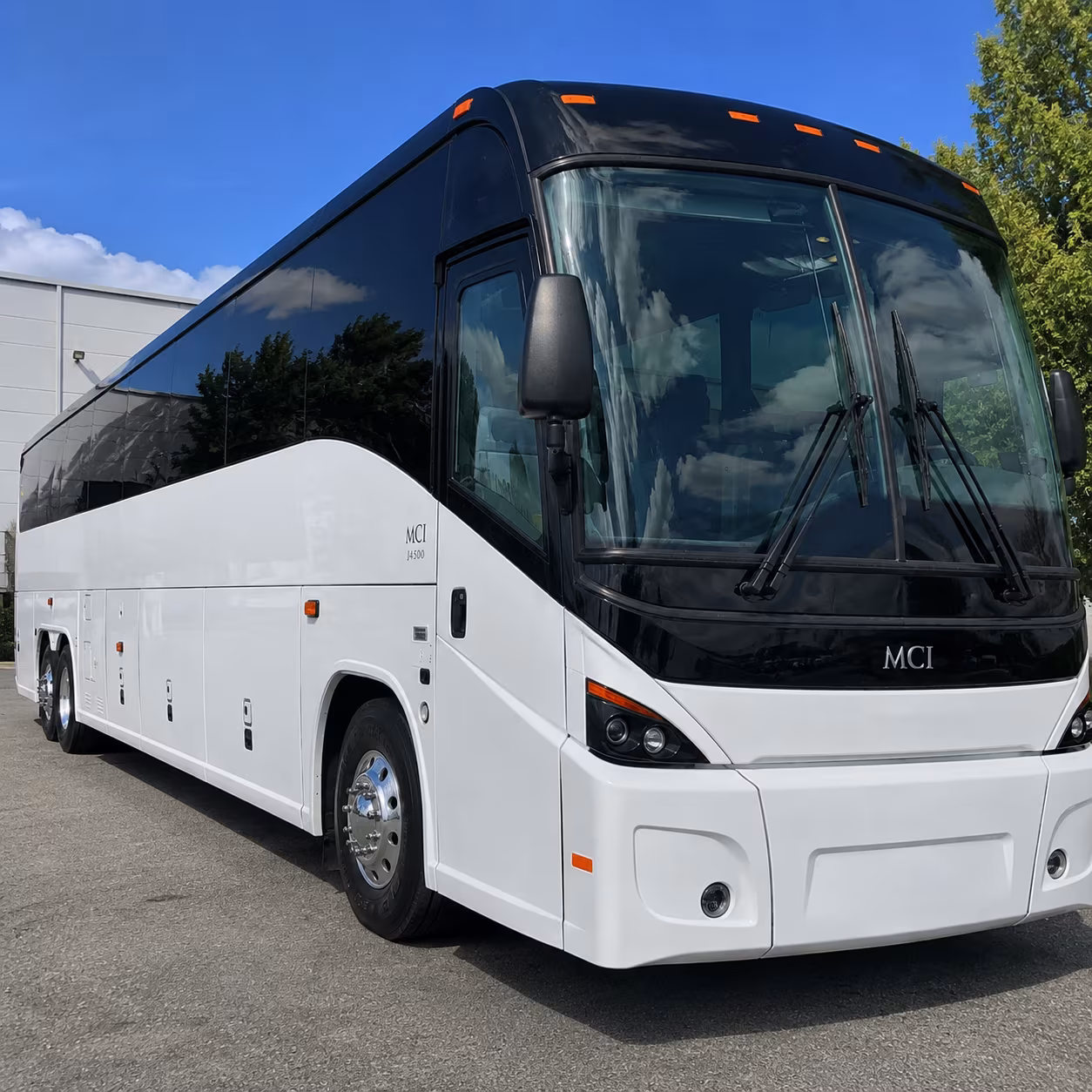 daily commuter shuttle routes between midland odessa and corporate offices